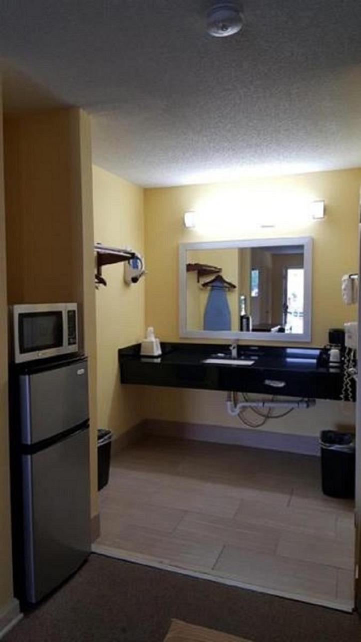 Loyalty Inn Hawkinsville Extérieur photo