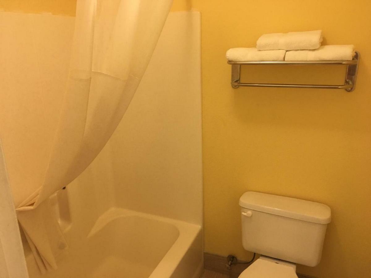 Loyalty Inn Hawkinsville Extérieur photo