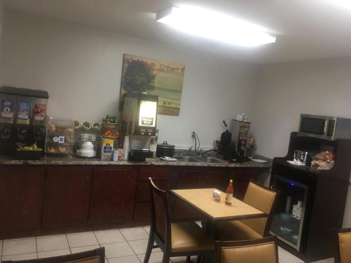 Loyalty Inn Hawkinsville Extérieur photo